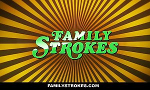 Familystrokes - curvy simulate daughter revenge fucks simulate old man on fathers day